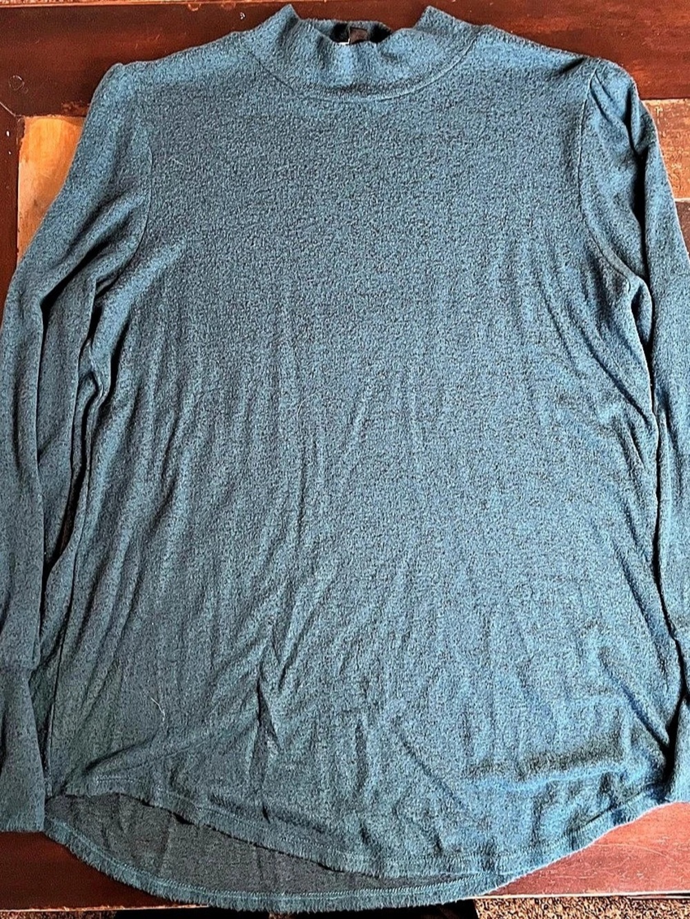 Fortune + Ivy Women’s Long Sleeve Mock Neck Top in Blue size medium
